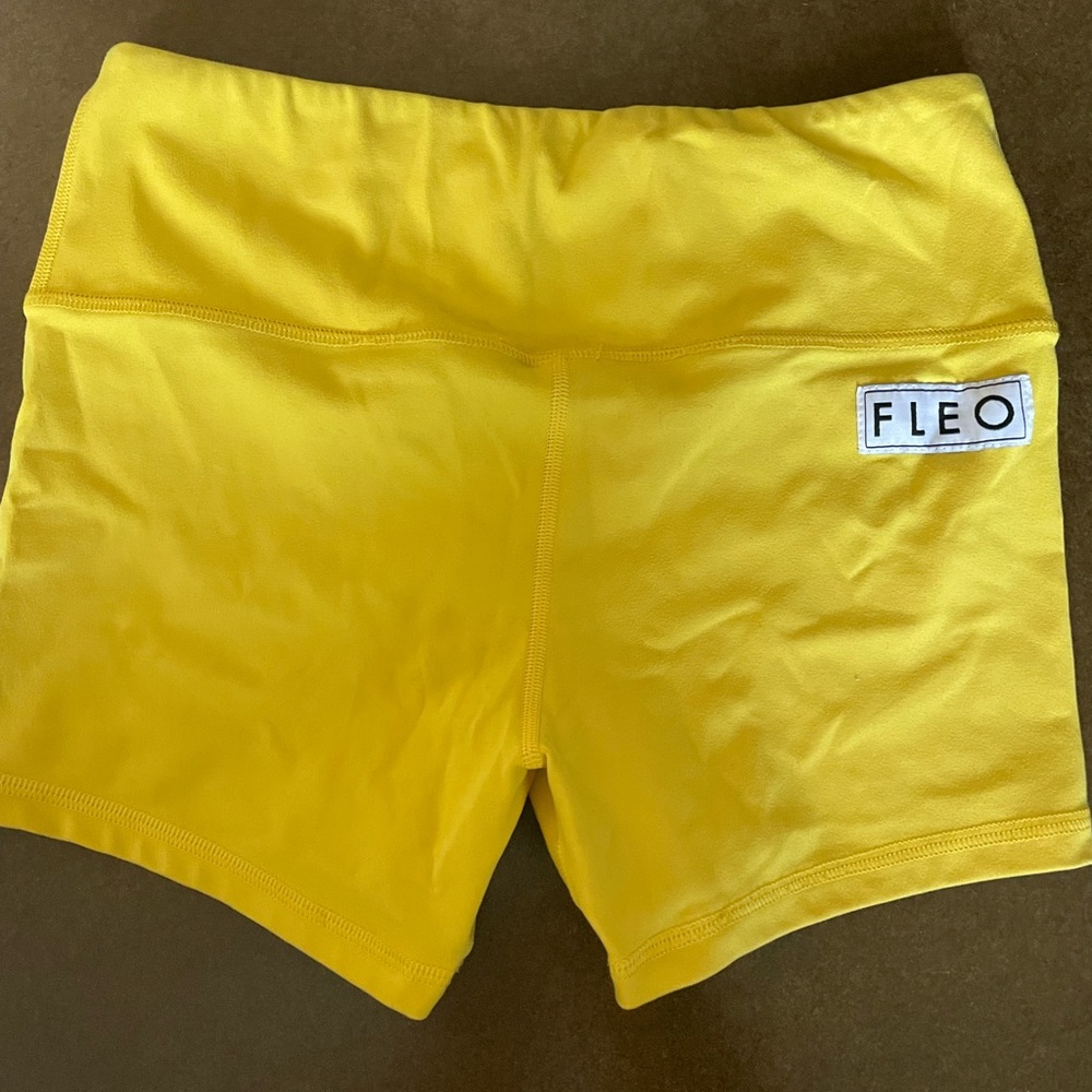 Med FLEO shorts